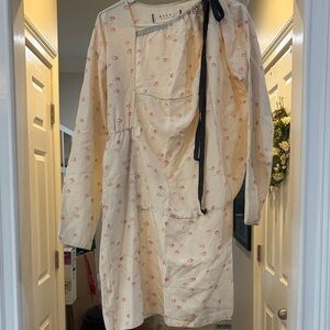 Cream Floral Long Sleeve Dress